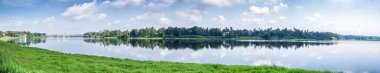 Panoramik nehir manzaralı Kerala, Hindistan.
