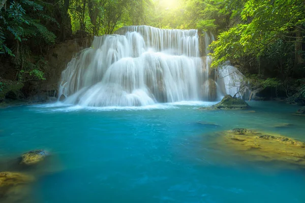 Cachoeira Floresta Profunda Bonita Província Kanchanaburi Tailândia — Fotografia de Stock