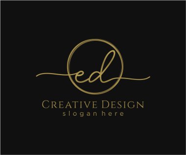 İlk el yazısı logosu tasarımı. Moda, fotoğrafçılık, düğün, güzellik, iş dünyası logosu.