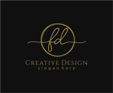 İlk el yazısı logosu tasarımı. Moda, fotoğrafçılık, düğün, güzellik, iş dünyası logosu.