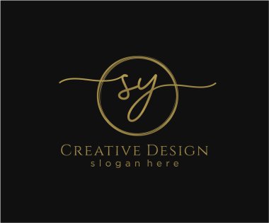 İlk el yazısı logosu tasarımı. Moda, fotoğrafçılık, düğün, güzellik, iş dünyası logosu.