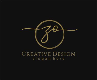 İlk el yazısı logosu tasarımı. Moda, fotoğrafçılık, düğün, güzellik, iş dünyası logosu.