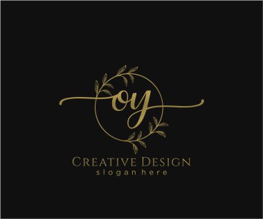 İlk el yazısı logosu tasarımı. Moda, fotoğrafçılık, düğün, güzellik, iş dünyası logosu.