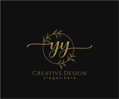 Y İlk El yazısı Logosu Tasarımı. Moda, fotoğrafçılık, düğün, güzellik, iş dünyası logosu.