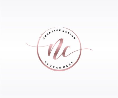 Nc İlk el yazısı logosu tasarımı. Moda, fotoğrafçılık, düğün, güzellik, iş dünyası logosu.