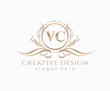 Başlangıçta VC güzellik monogramı ve zarif logo tasarımı