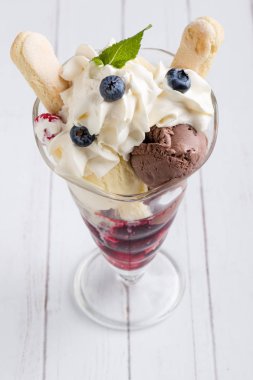 taze tatlı ferahlatıcı dondurma dondurma cam