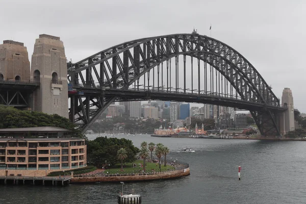 Sydney, Australië-uitzicht op de brug — Stockfoto
