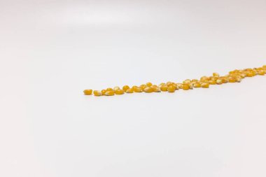 Kuru patlamış mısır.