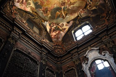 San Bernardino Alle Ossa Kilisesi Iç görünümü