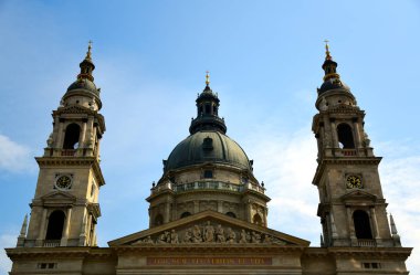 Budapeşte, Macaristan 04.24.2019: Macaristan 'ın Szent Istvan bazilikasındaki güzel Aziz Stephen Bazilikası. Bazilika adını Macaristan 'ın ilk kralı Stephen' dan alır.