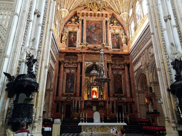 Interior da Mesquita-Catedral de Córdoba — Fotografia de Stock