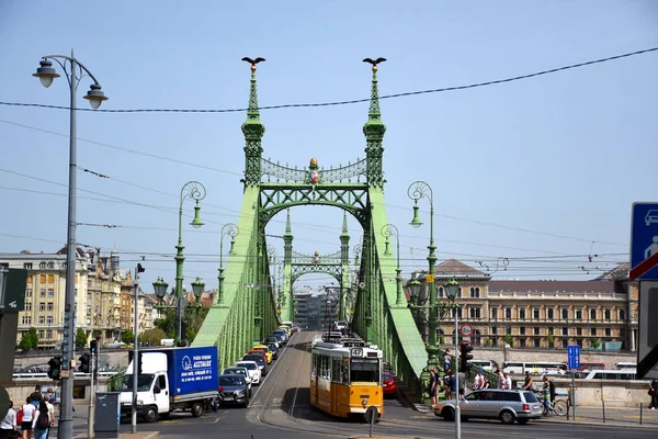 Budapest Hungría 2019 Famoso Verde Puente Libertad Puente Libertad Sobre — Foto de Stock