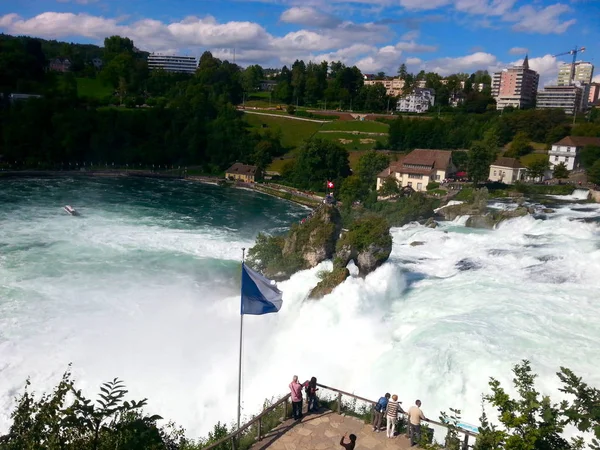 Laufen Uhwiesen Svájc 2018 Kilátás Rajna Vízesésre Rheinfall Laufen Kastély — Stock Fotó