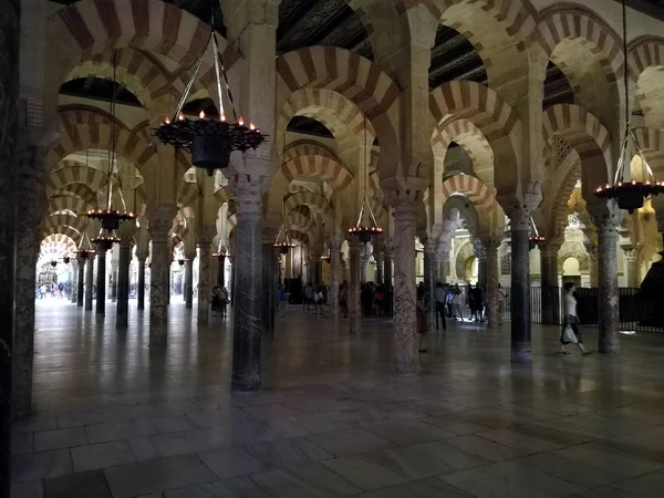 Interno della Moschea-Cattedrale di Cordova — Foto Stock