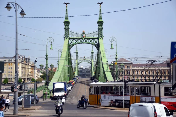 Budapest Hungría 2019 Famoso Verde Puente Libertad Puente Libertad Sobre — Foto de Stock