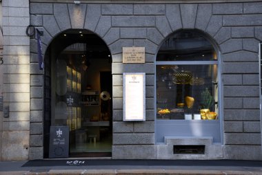 Milan, İtalya - 6 Temmuz 2019: Manzoni bir restorandan daha fazlasıdır. 