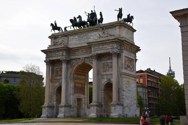 2019年7月20日 意大利米兰 Sempione门 Sempione门 米兰城门 位于Sempione广场 以一个名为Arco Della Pace Arch — 图库照片