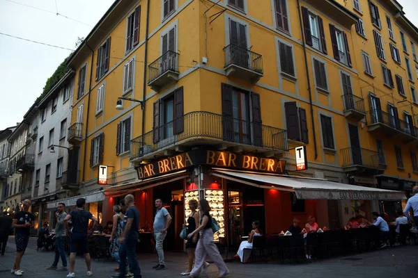 Μιλάνο Ιταλία 2019 Είσοδος Του Bar Brera Στη Γωνία Των — Φωτογραφία Αρχείου
