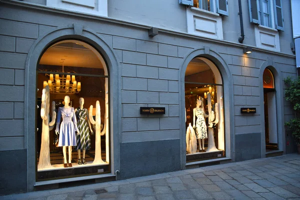 Mediolan Włochy 2019 Storefront Wejście Tory Burch Della Spiga — Zdjęcie stockowe