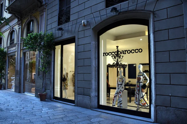 Milan Italia 2019 Roccobarocco Fashion Boutique Storefront Entrance Della Spiga —  Fotos de Stock
