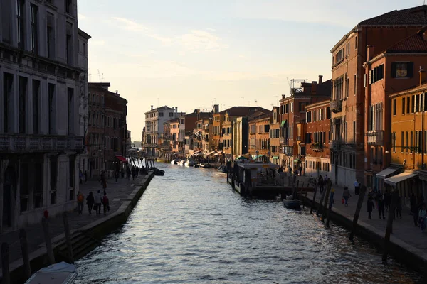 Wenecja Włochy Kwietnia 2019 Kanały Łodziami Mostami Ulicami Budynkami Wenecji — Zdjęcie stockowe