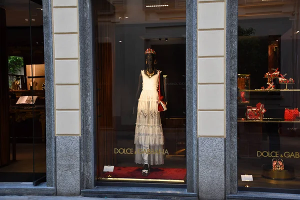 Milán Italia 2019 Escaparate Entrada Dolce Gabbana — Foto de Stock