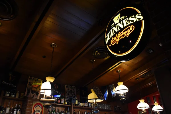 Milan Italy 2019 Interior Connell Irish Pub Long Beer Tap — Stock Photo, Image