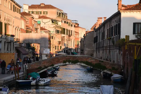 Wenecja Włochy Kwietnia 2019 Kanały Łodziami Mostami Ulicami Budynkami Wenecji — Zdjęcie stockowe