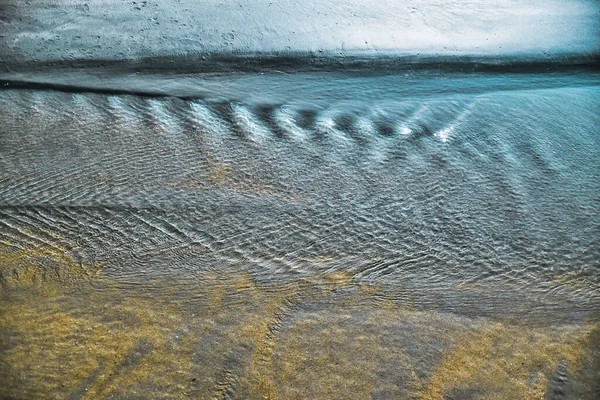 Woda Morza Andamańskiego Tworzy Różne Kształty Dotarciu Piaszczystej Plaży Cenang — Zdjęcie stockowe