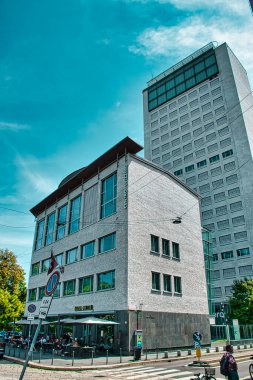 Milan, İtalya 08.08.2020: İsviçre Köşesi Barı