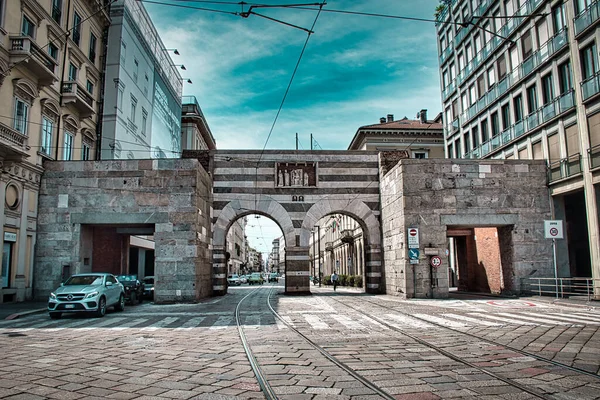 Milán Italia 2020 Arcos Antigua Porta Nuova Calle Alessandro Manzoni — Foto de Stock