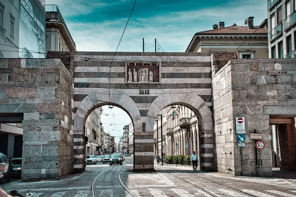 Milán Italia 2020 Arcos Antigua Porta Nuova Calle Alessandro Manzoni — Foto de Stock