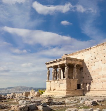 Ünlü Caryatides ile Atina Erechtheion tapınak Akropolis