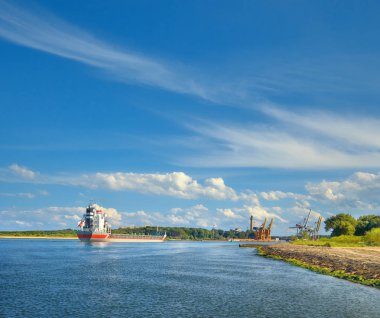 gemi liman swinoujscie, Polonya girme