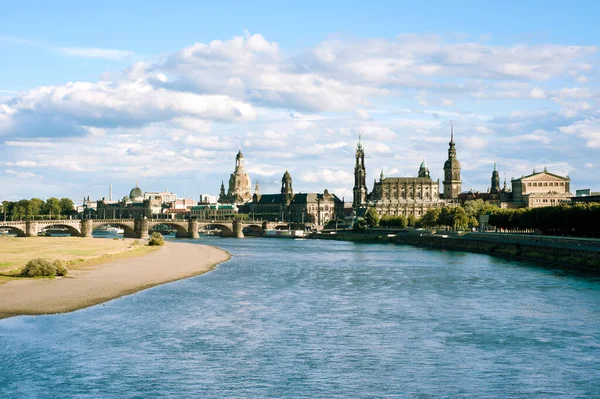 Dresden eski şehir panoraması — Stok fotoğraf