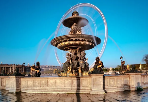 Fontänen på place de la concorde i paris, Frankrike — Stockfoto