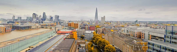 Panoramatický letecký pohled na centrální Londýn na podzim — Stock fotografie