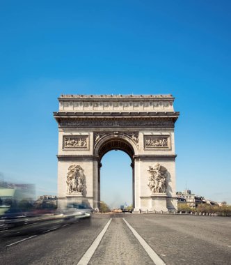 Paris, Fransa 'da Zafer Takı, güneşli bir sabah