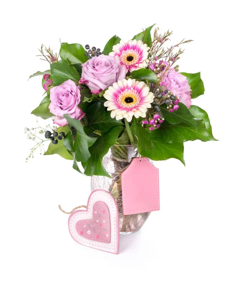 Boeket roze en paarse gerbera 's en rozen geïsoleerd op wit — Stockfoto