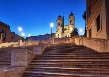 İspanyol Merdivenleri ve Trinita dei Monti Chu