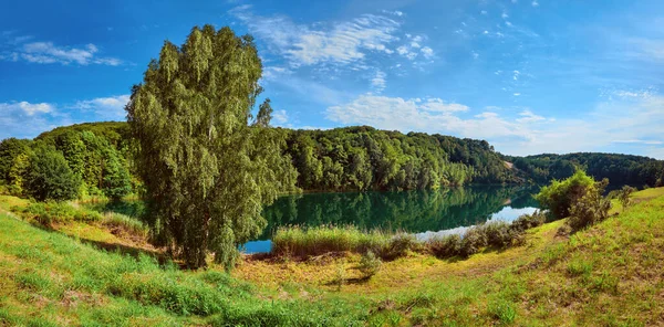 Panoramatický výhled na jezero Jezioro Turkusowe v Polsku — Stock fotografie