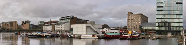 Panorama, moderní část Dublinu Docklands nebo Silicon Docks po — Stock fotografie