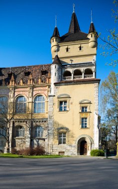 Vajdahunyad kalesi, köşedeki kule, Budapeşte, Macaristan 'daki Şehir Parkı.