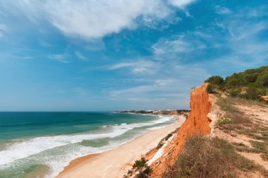 kıyı şeridi, ohos de aqua yakınındaki sprin albufeira, algarve, Portekiz