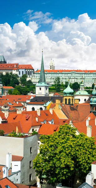 Крыши Старой Праги — стоковое фото