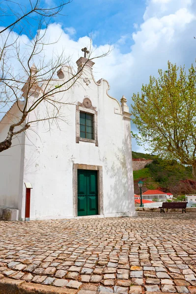 Iglesia local en Alte, Portugal — Foto de Stock