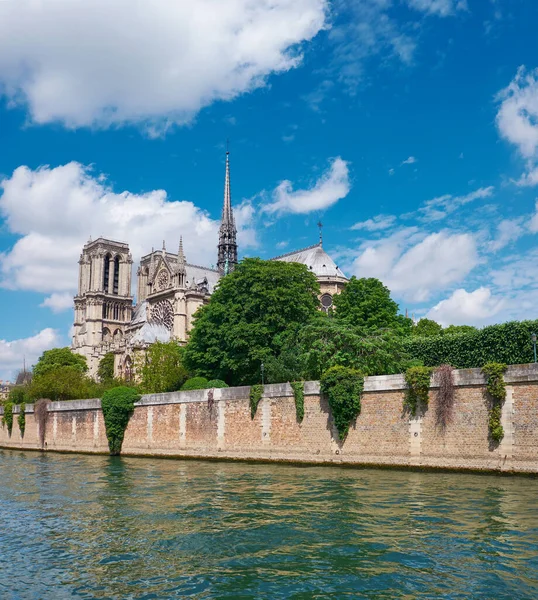 Nepoškozená Východní Fasáda Notre Dame Paris Jaře Před Požárem Sezónní — Stock fotografie