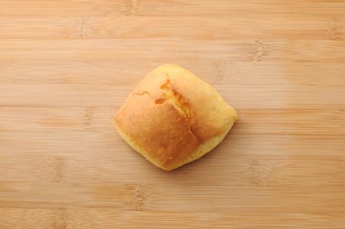 kesme tahtası nda izole edilmiş scone