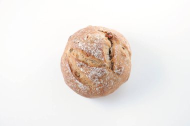 Fransız ekmeği beyaz zemin üzerine